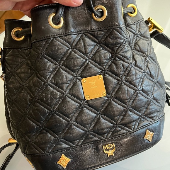 MCM VINTAGE MINI DRAWSTRING BUCKET BLACK LEATHER BAG - Picture 12 of 13